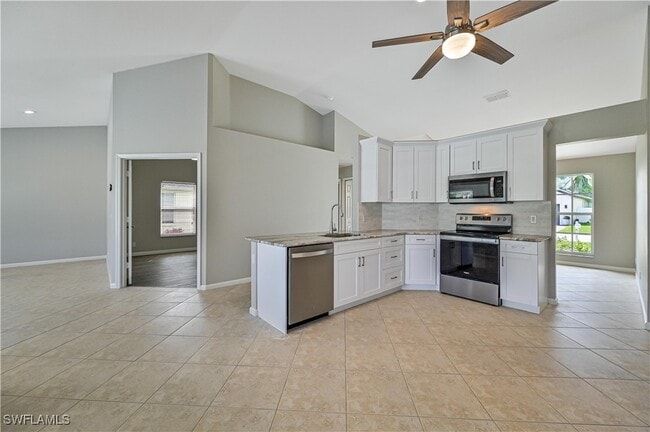 Building Photo - 3770 Springside Dr