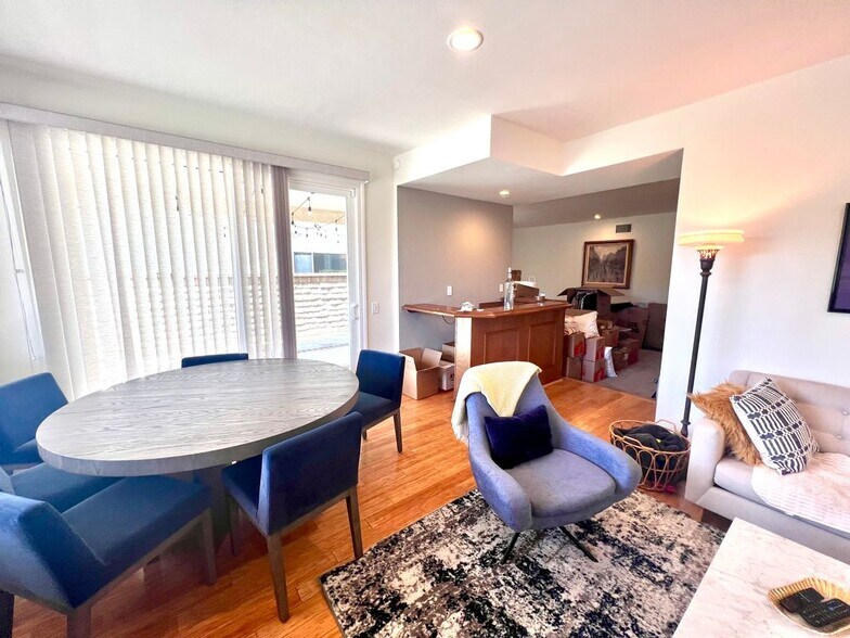 Building Photo - 29028 Hollow Oak Ct