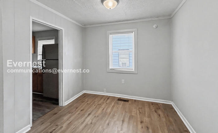 Building Photo - 1528 34th St Ensley