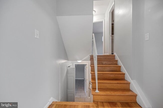 Building Photo - 4111 Landgreen St