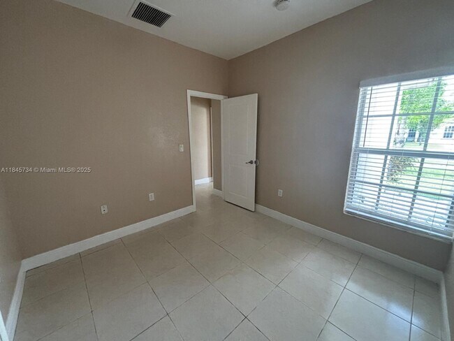 Building Photo - 12340 SW 214th Ter
