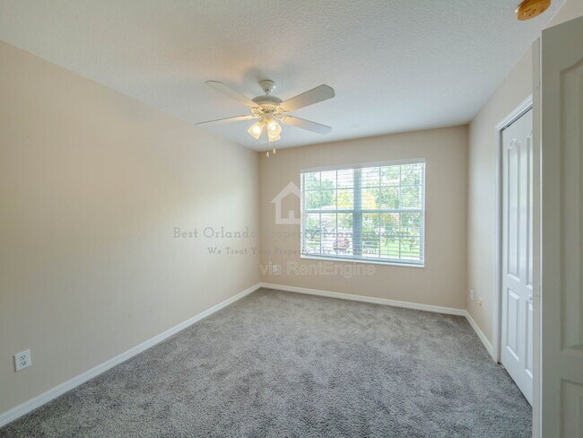 Building Photo - 5109 Legacy Oaks Dr