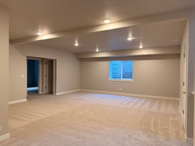 Building Photo - Beautiful Home new construction