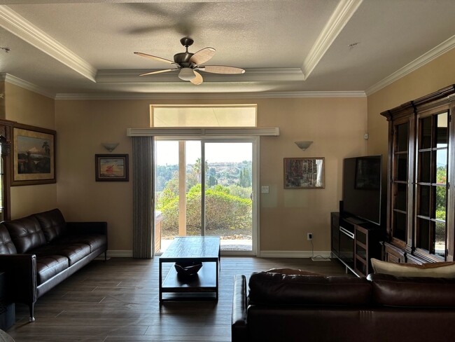 Building Photo - GORGEOUS OPEN VIEW HILLTOP OASIS HOME - CO...