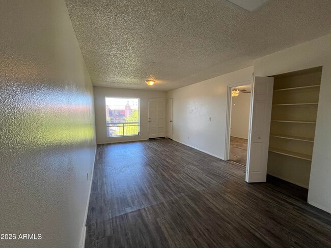 Building Photo - 3034 E Cicero St