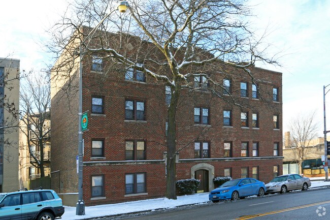 Building Photo - 7622 N Sheridan Rd