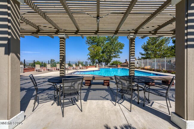 Building Photo - 2255 Wide Horizon Dr