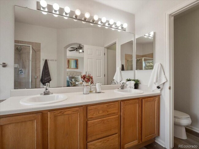 Building Photo - FABULOUS 3-BDRM, 3-BATH HOME IN GORGEOUS C...