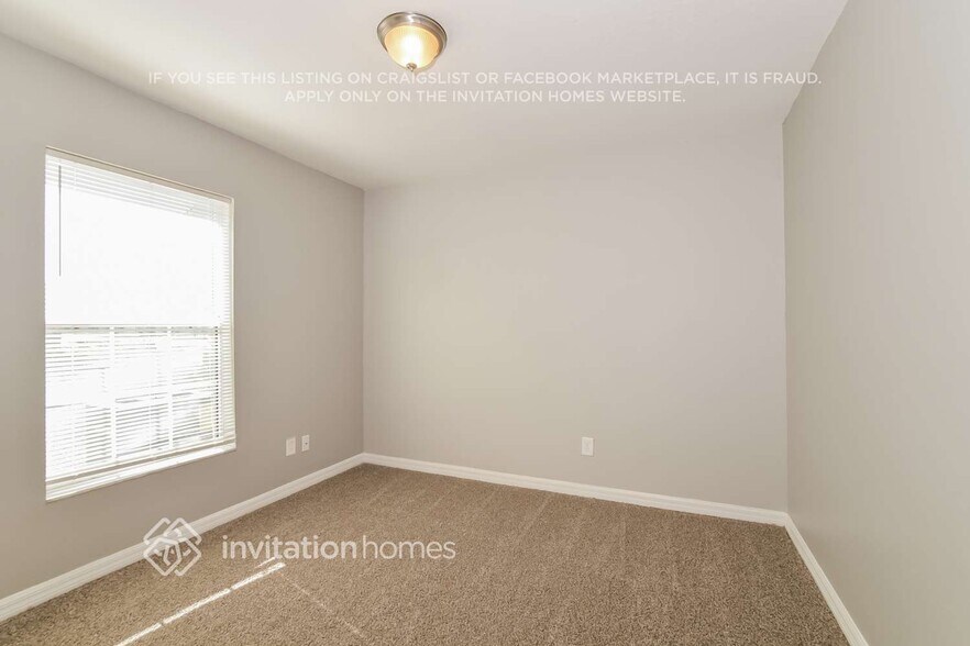 Building Photo - 323 Boca Ciega Rd