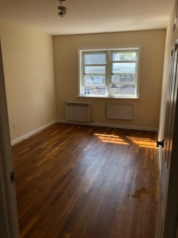 Building Photo - 71-16 73rd St