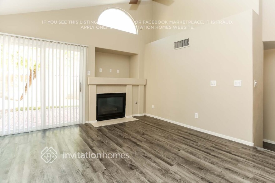 Building Photo - 8748 Autumn Valley Ave