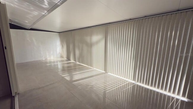 Building Photo - 4765 Oak Forest Dr W