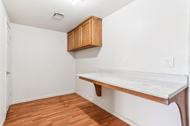 Building Photo - 2410 Lincoln Blvd