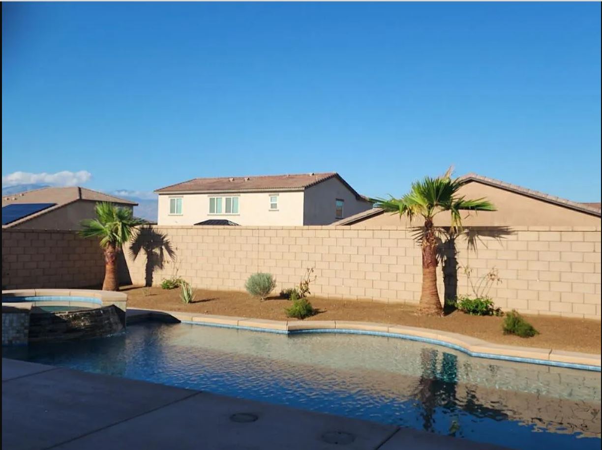 Pool - 44159 Le Blanc Ct