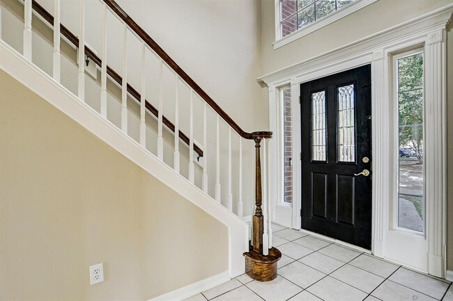 Building Photo - 23247 Diamond Knoll Ct