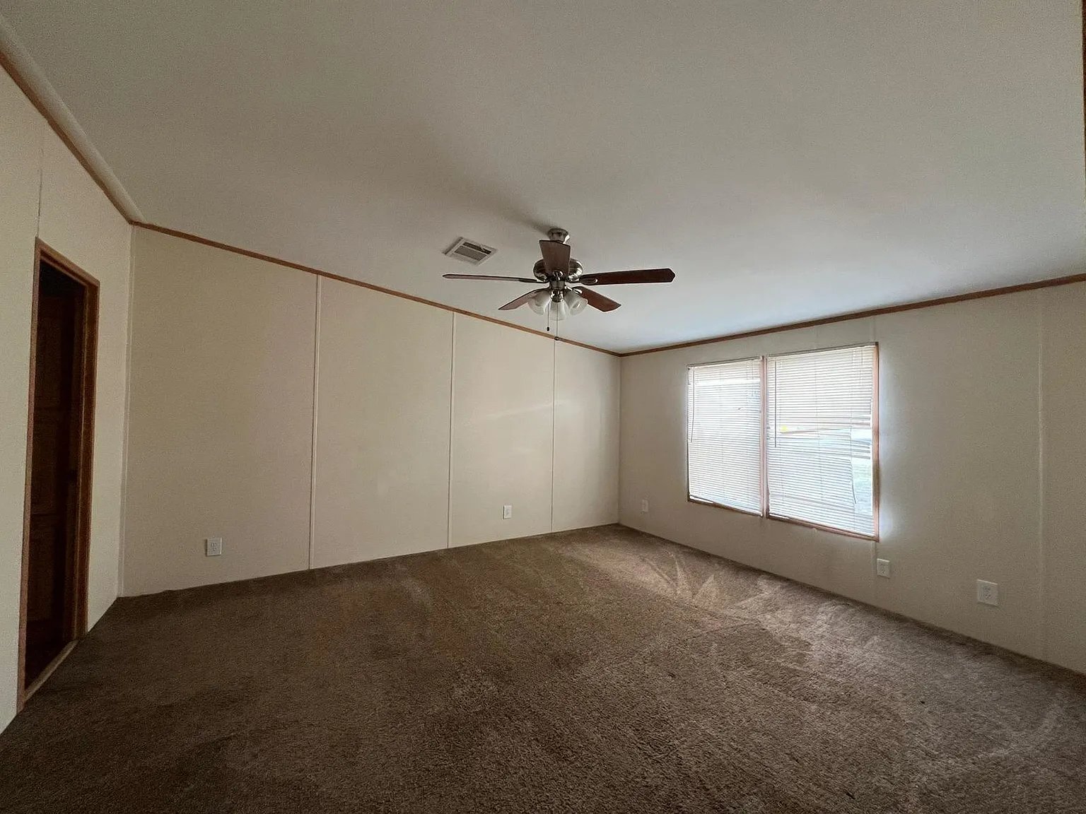 Building Photo - 1085 Co Rd 320