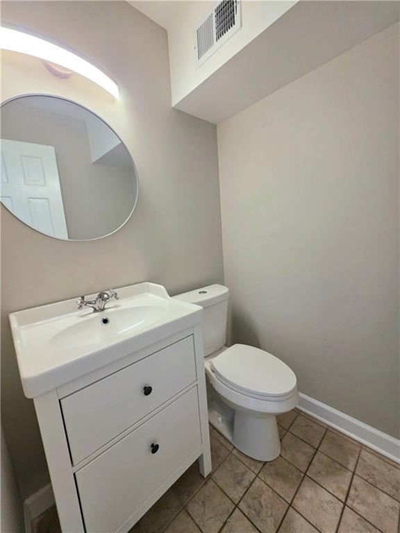 Building Photo - 765 N Parkwood Rd