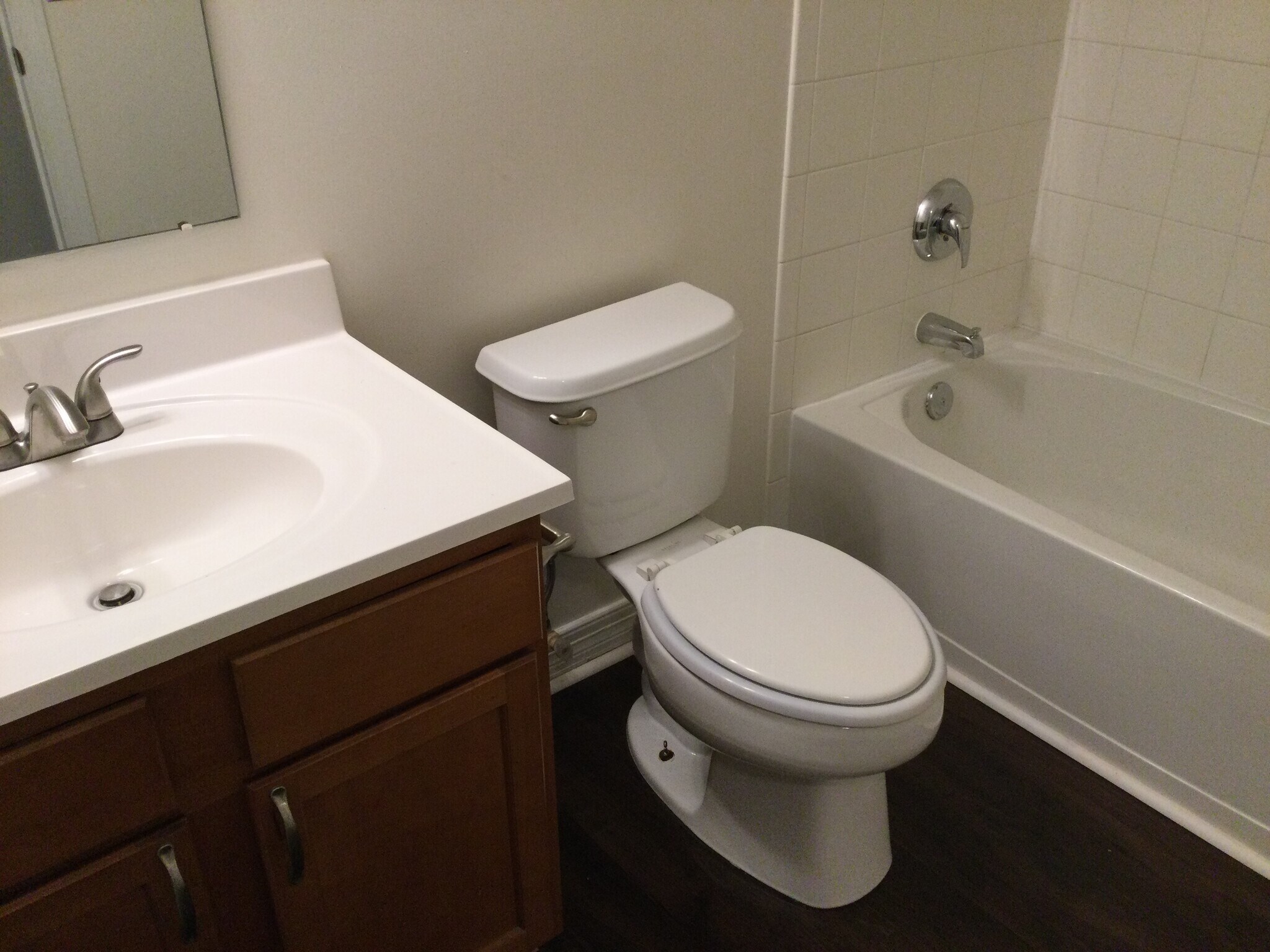 Building Photo - 2083 Shetland St