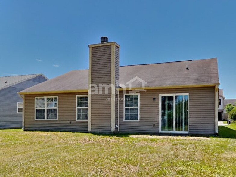 Building Photo - 5904 Jackie Ln