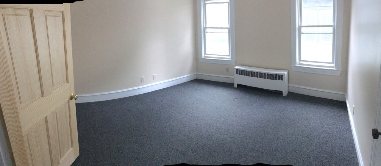 2nd fl bdrm - 11 Hickok Pl