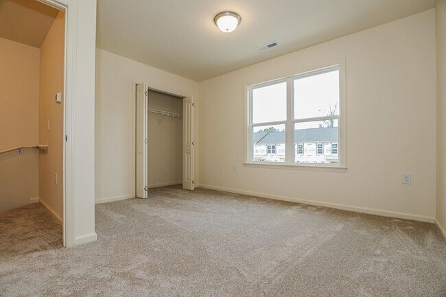 Building Photo - 514 Pate Dr