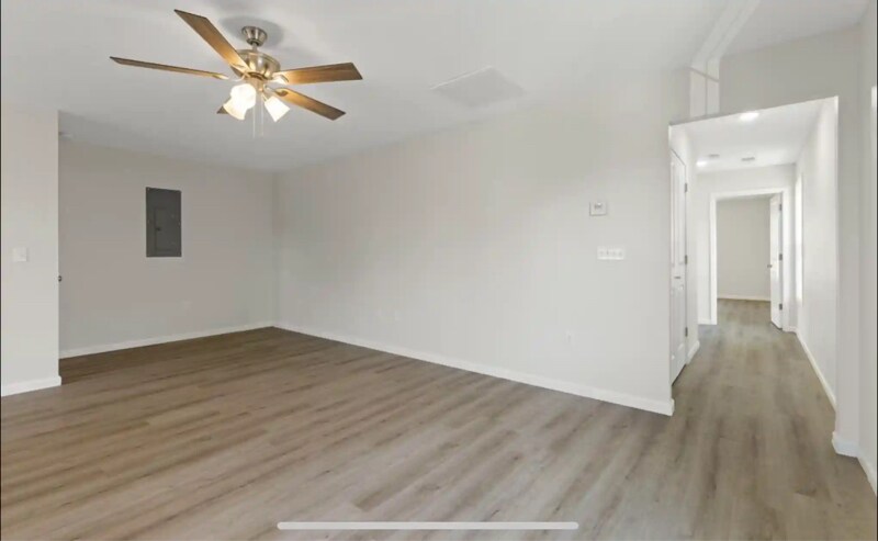 Building Photo - 277 Broadway St