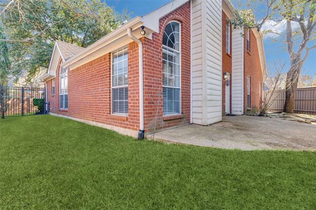 Building Photo - 2655 Lakeforest Ct