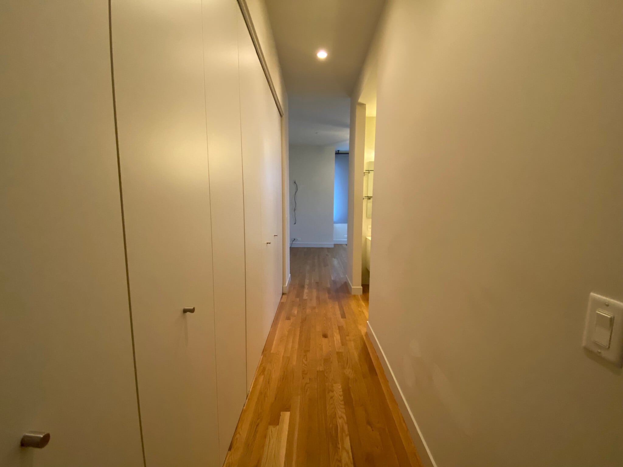 Building Photo - 435 W Hobbie St