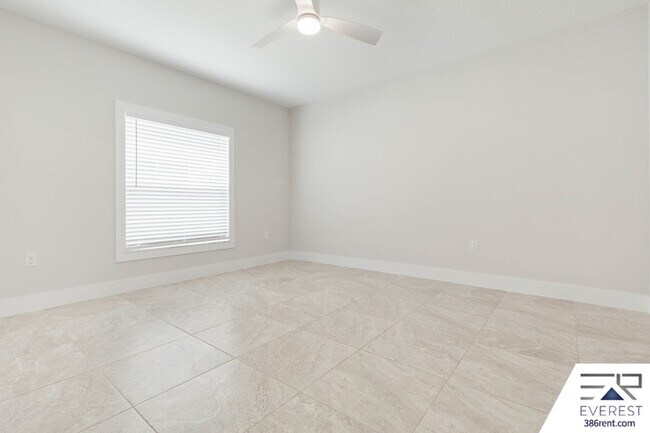 Building Photo - 22 Woodlyn Ln