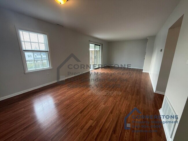 Building Photo - 6503 Carefree Ln