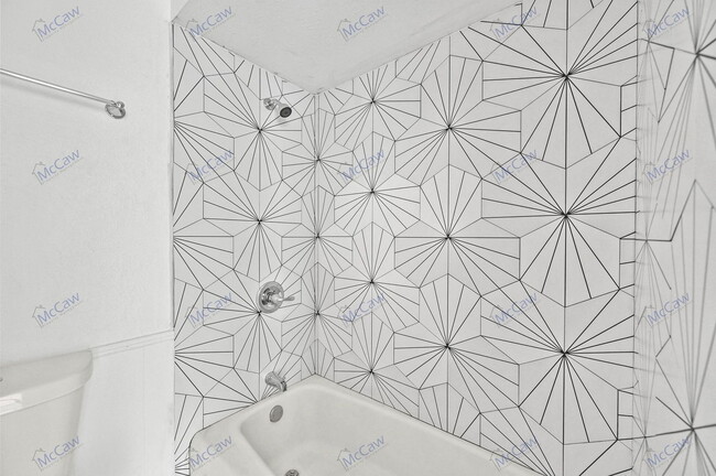 Building Photo - 2832 Townbluff Dr