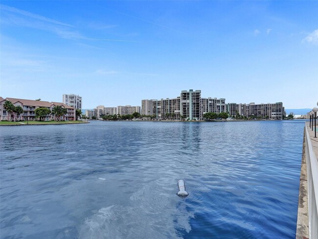Building Photo - 3800 S Ocean Dr