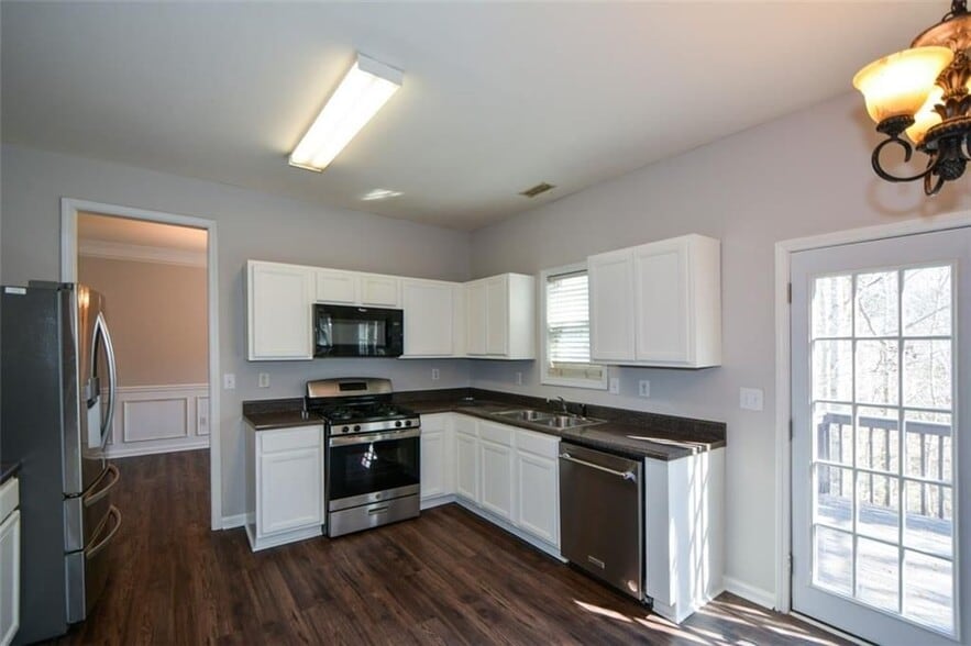 Building Photo - 3063 Grace Ct