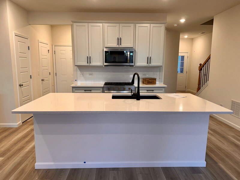 Building Photo - 604 Switchgrass Wy