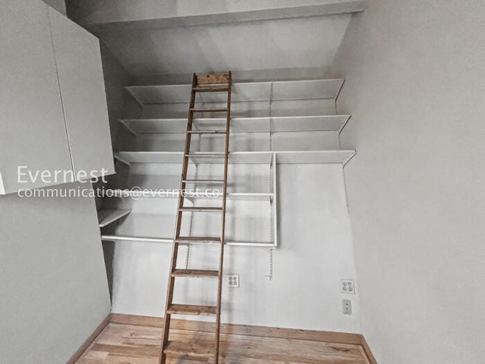 Building Photo - 7669 S Cove Cir