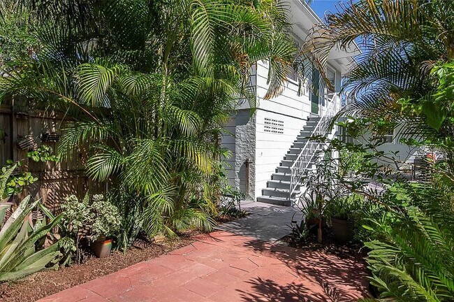 Building Photo - 3016 3rd Ave N