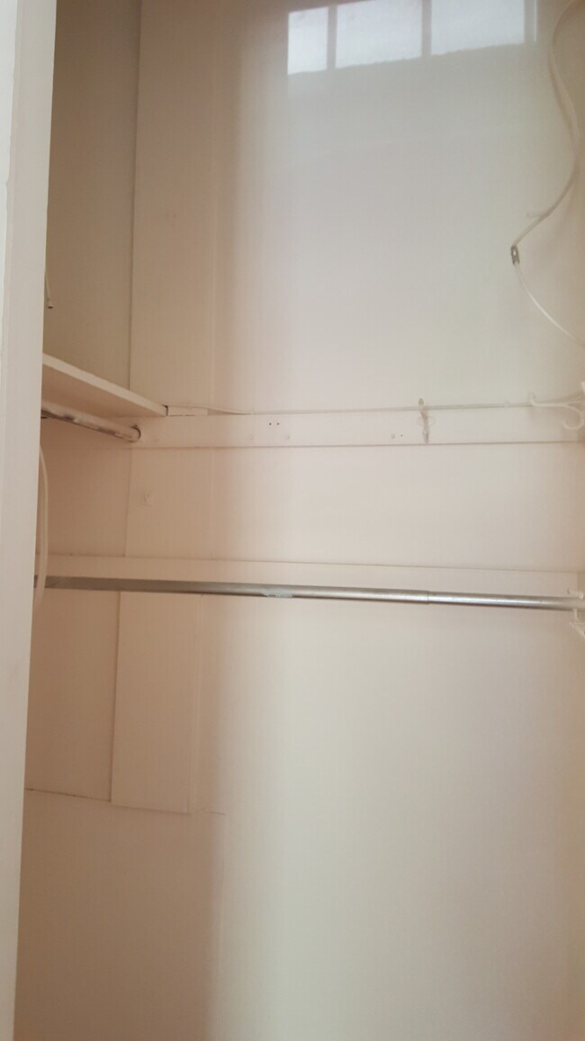 Building Photo - 148 Marlborough St