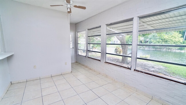 Building Photo - 5908 NW 81st Ave