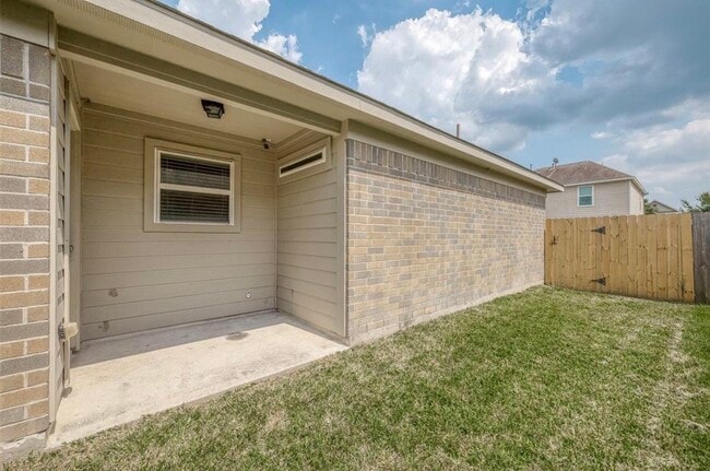 Building Photo - 5242 Espuela Ln