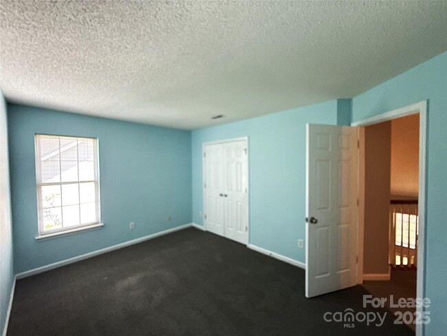 Building Photo - 6518 Harburn Forest Dr