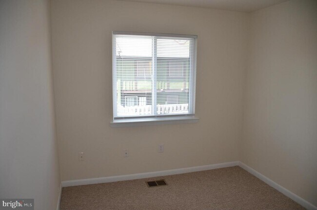 Building Photo - 8689 Inyo Pl