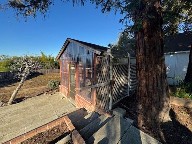 Building Photo - Charming spacious Evergreen farmhouse with large parking area