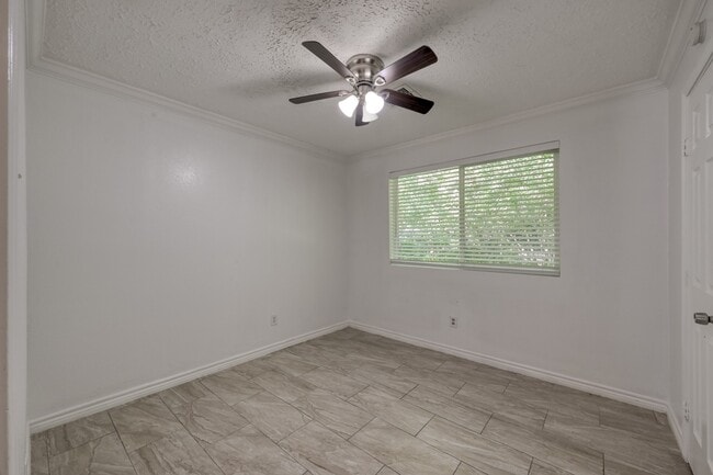 Building Photo - 25747 Timber Lakes Dr
