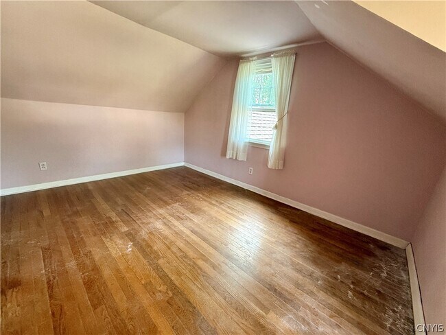 Building Photo - 116 Chestnut Hill Dr