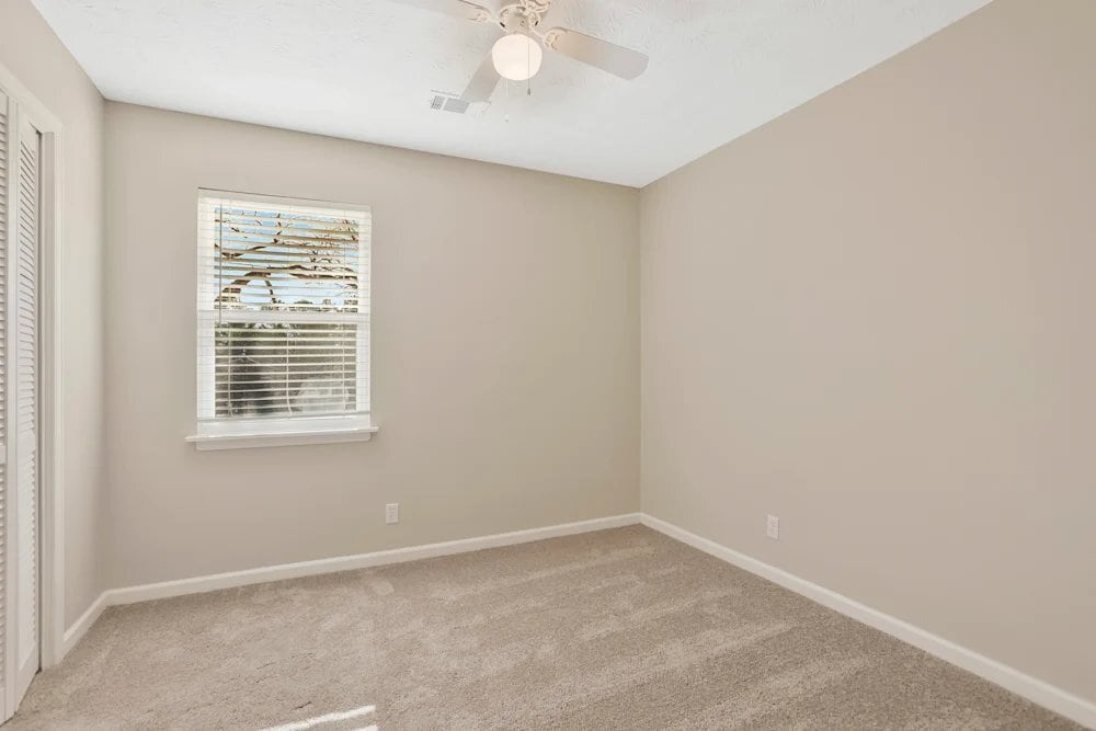 Building Photo - 5370 Zachary Dr
