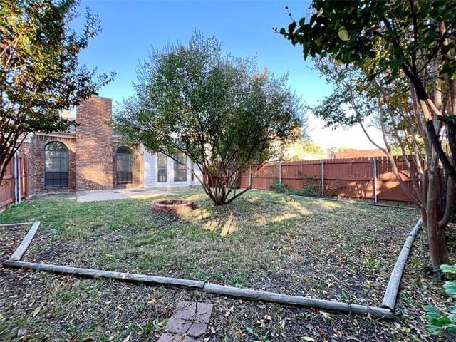 Building Photo - 2205 Summit Dr