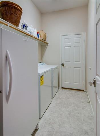 Building Photo - 13049 Fencerow Rd