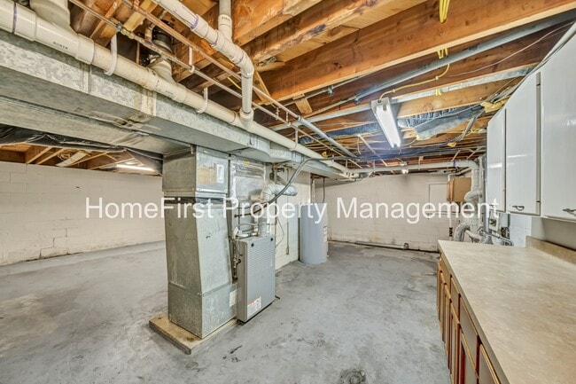 Building Photo - 122 Leimaur Dr