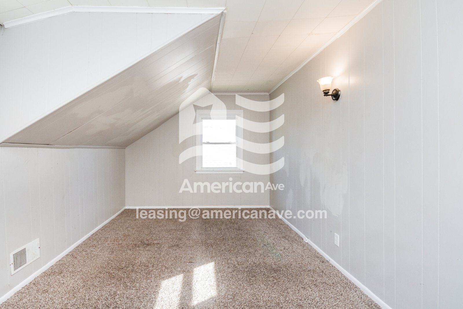 Building Photo - 161 16th Ave