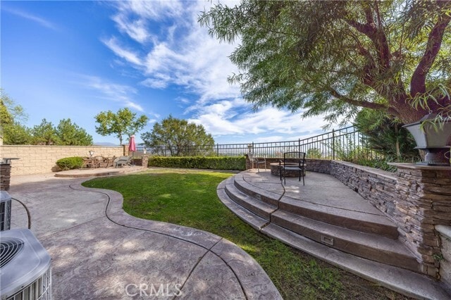 Building Photo - 3940 Golden Terrace Ln